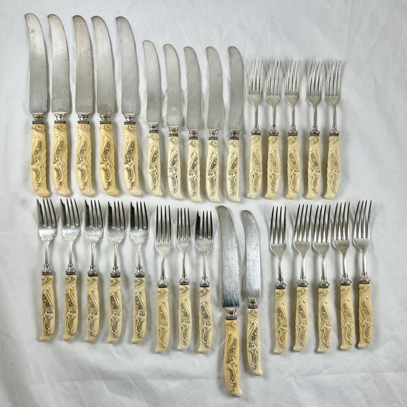 Landers, Frary & Clark Celluloid Tableware Cutlery – 30 piece Set 