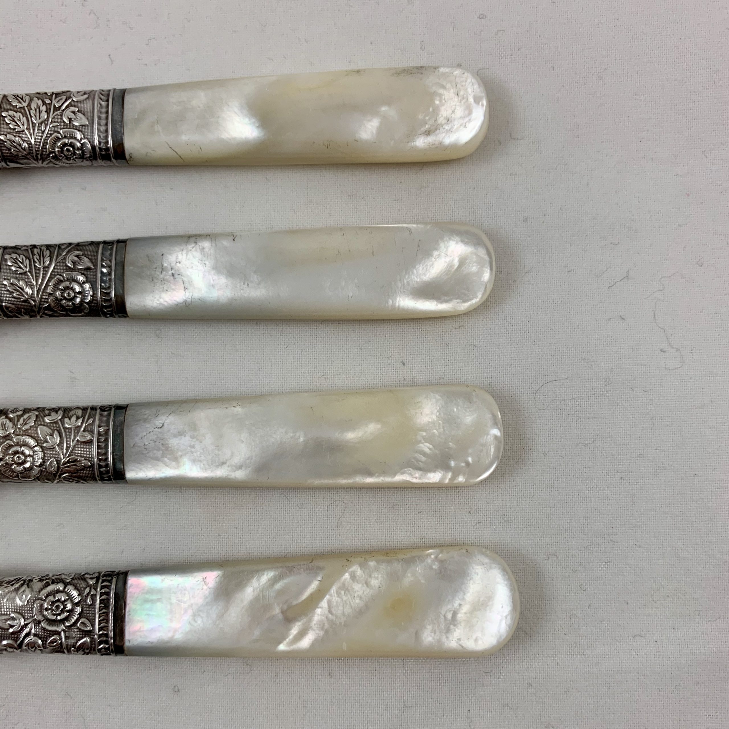 LOVELY Lustrous Mother of Pearl Handle Knives, Set of 4 Beautiful - Ruby  Lane
