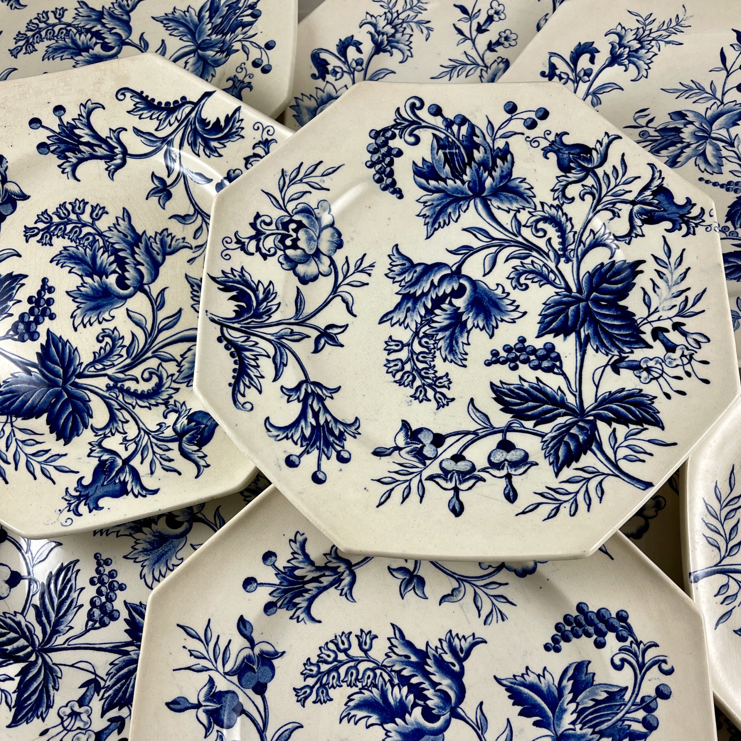 Longchamp Terre de Fer Indienne Pattern Plates S/10 - SOLD