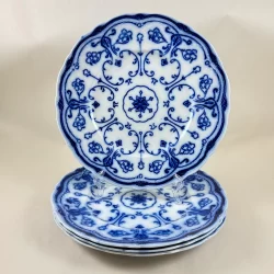 English New Wharf Pottery Conway Pattern Flow Blue Plates, circa 1890, set of four