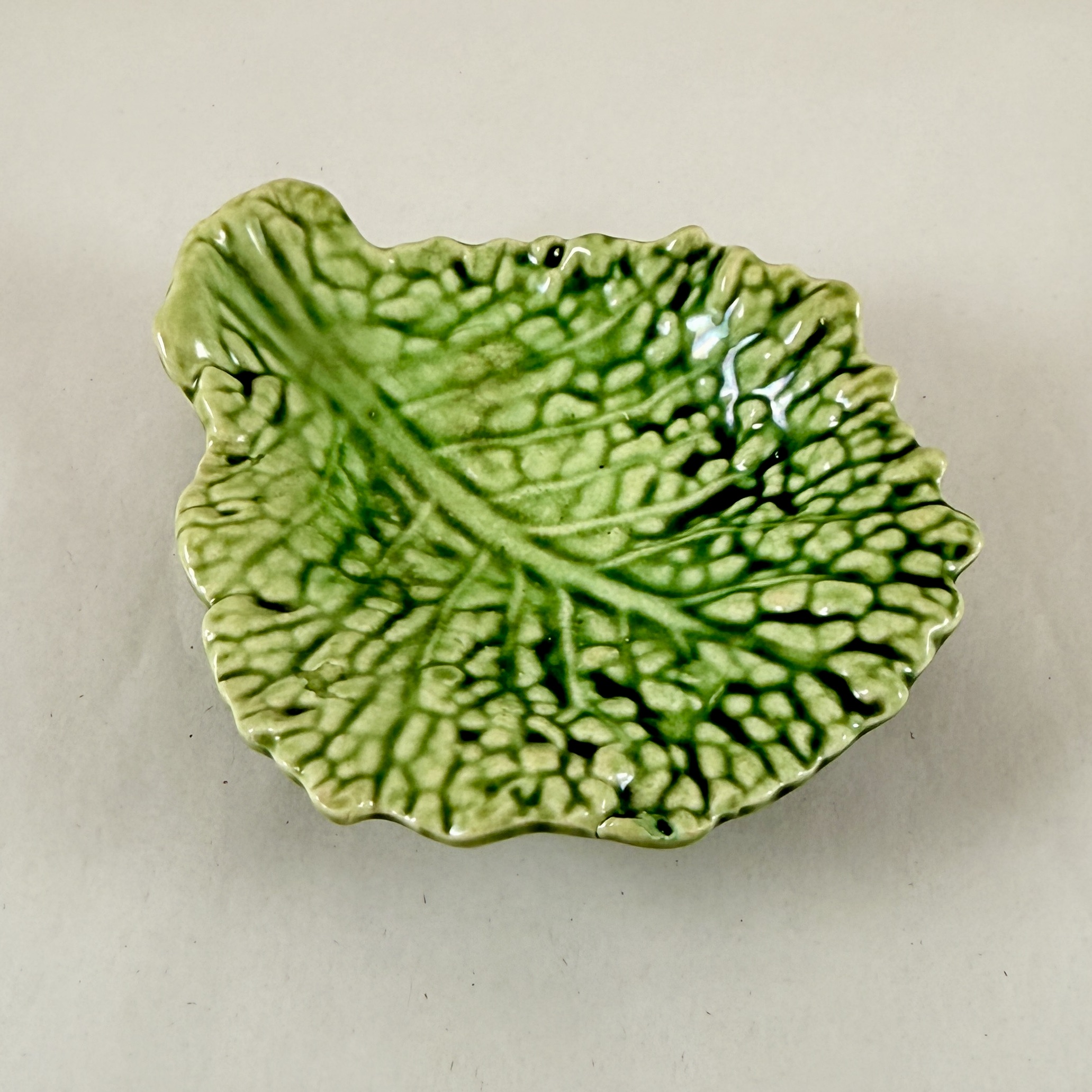 Sarreguemines Green Cabbage Leaf Server Vide-Poche