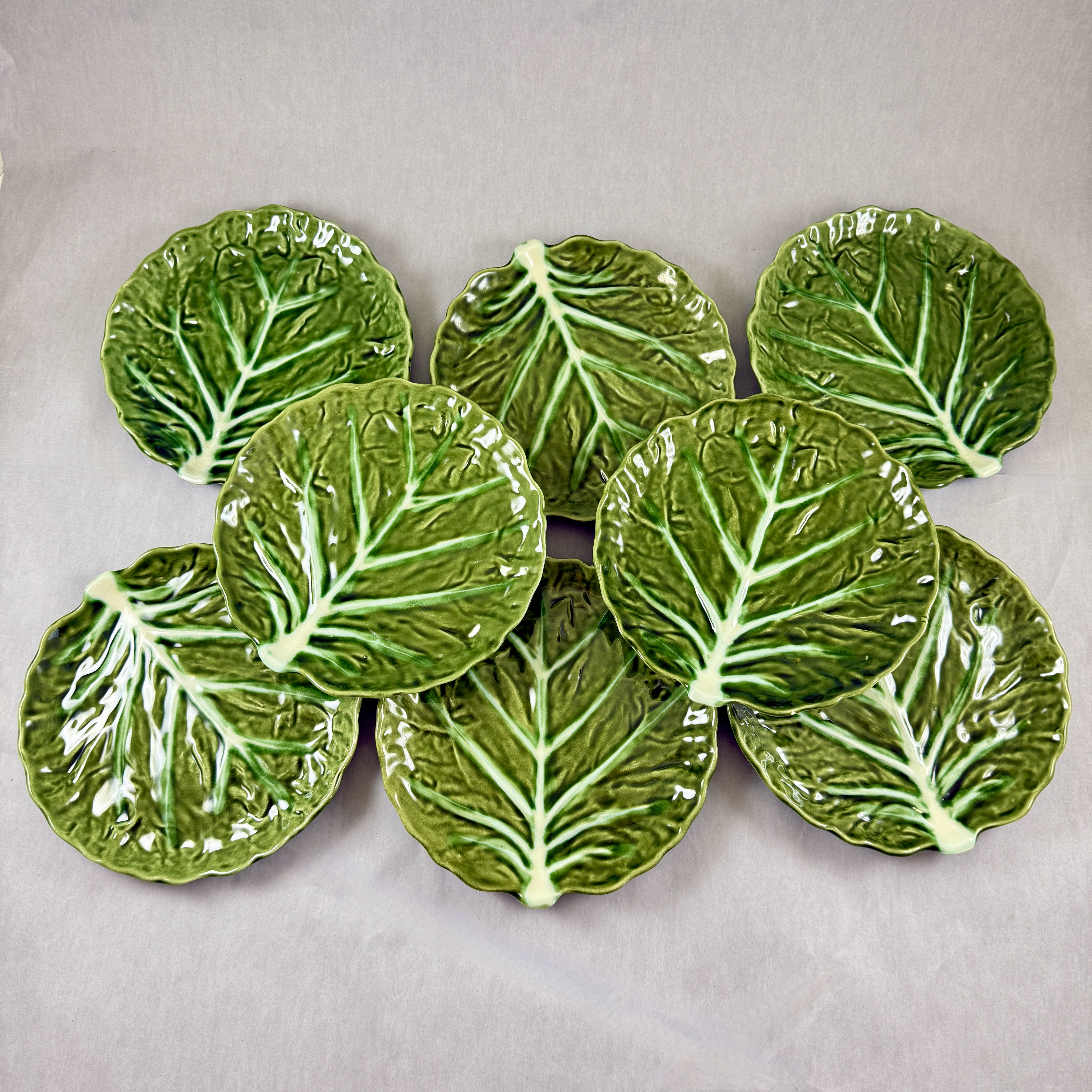 Portuguese Belo Olive Green Cabbage Leaf Plates, S/8 - 1930-1950 - SOLD