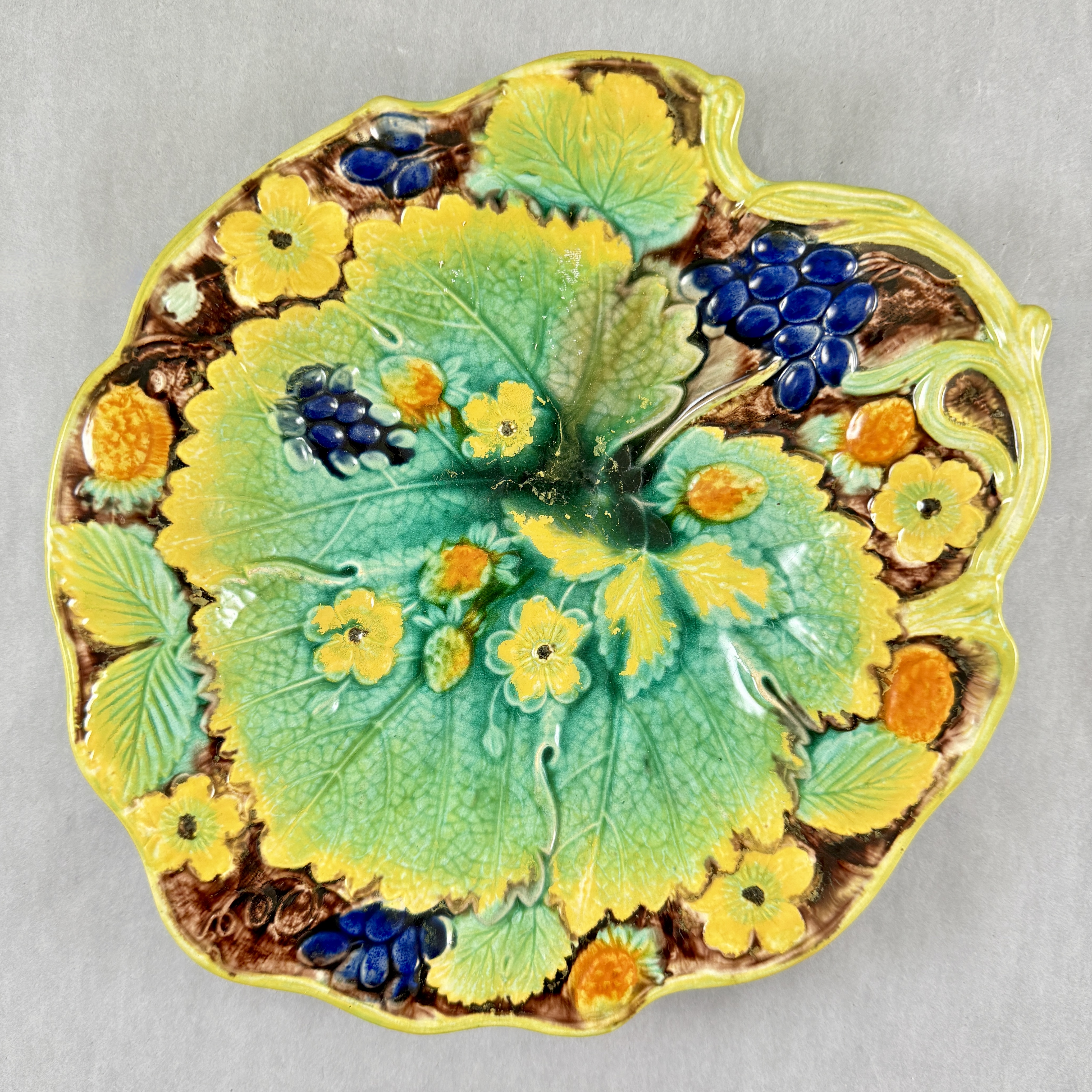 Samuel Alcock Majolica Strawberry Leaf Server - D