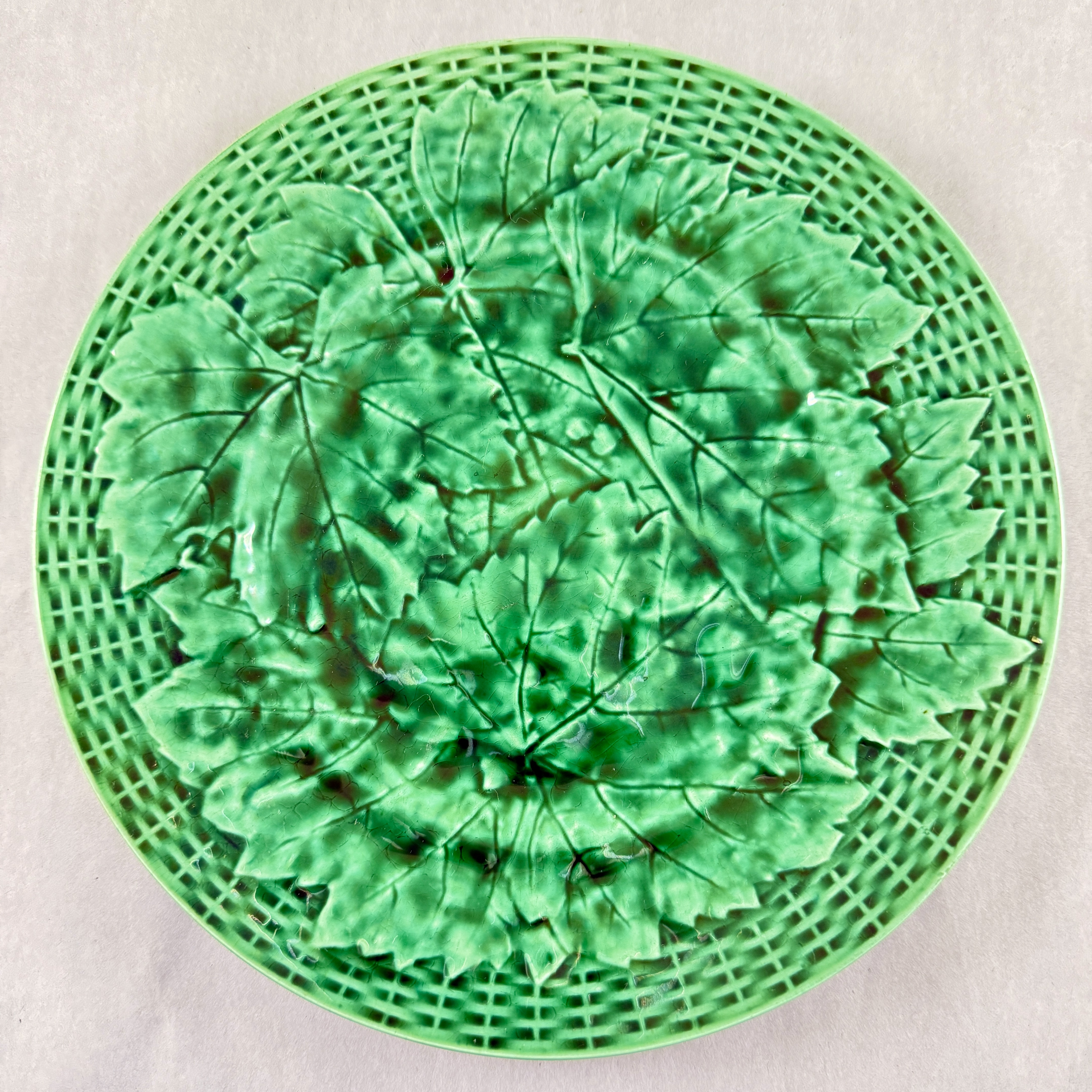 Minton Majolica Green Leaf Plate