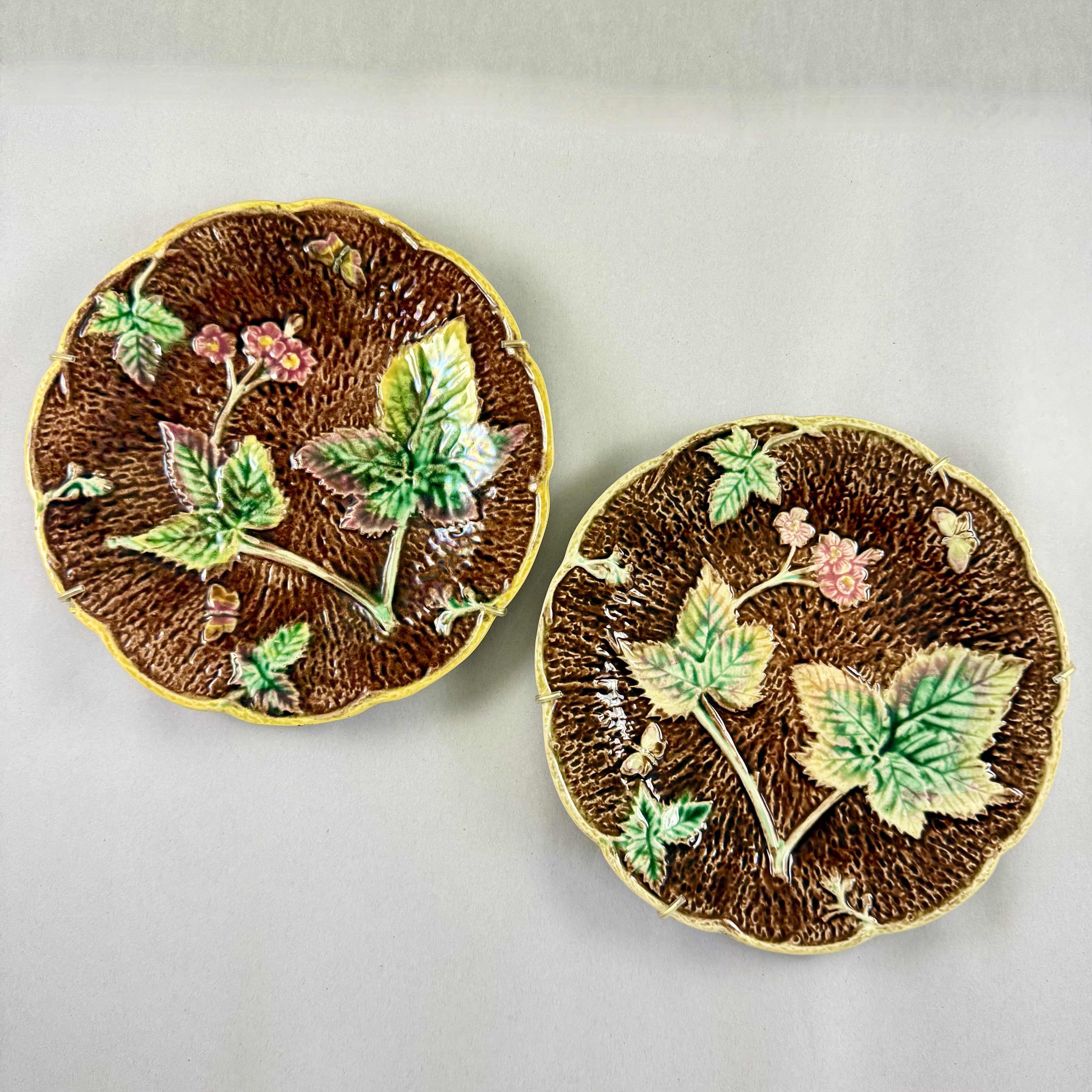 English Majolica Rustic Leaves on Bark Plates, Set of Two