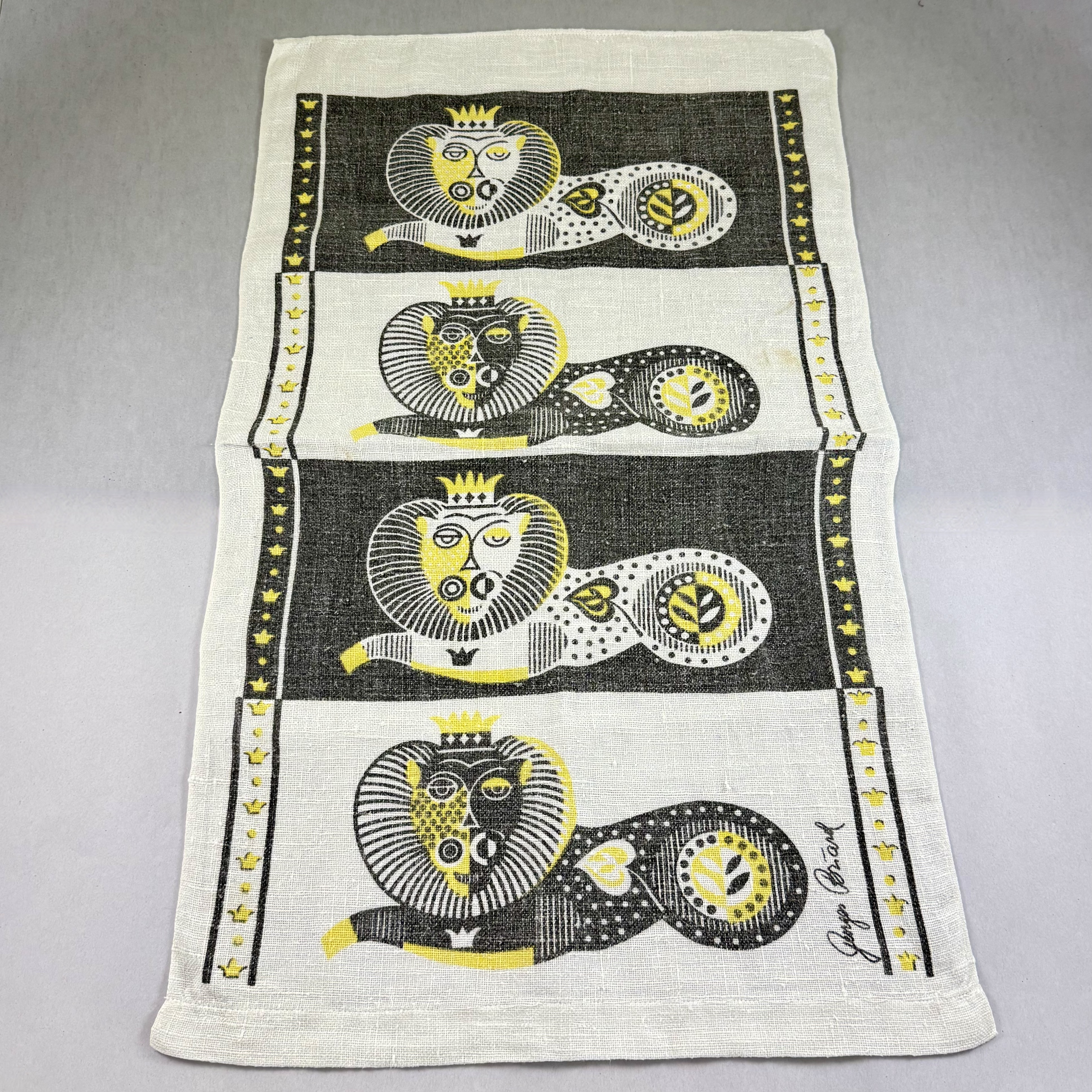 Mid-Century Georges Briard Lion Print Tea Towel